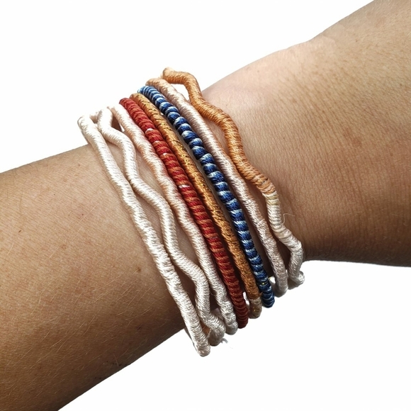Wrapped‎ Bracelets 8pc Bundle Neutral Tones Rust Peach Navy Blue - Picture 1 of 9